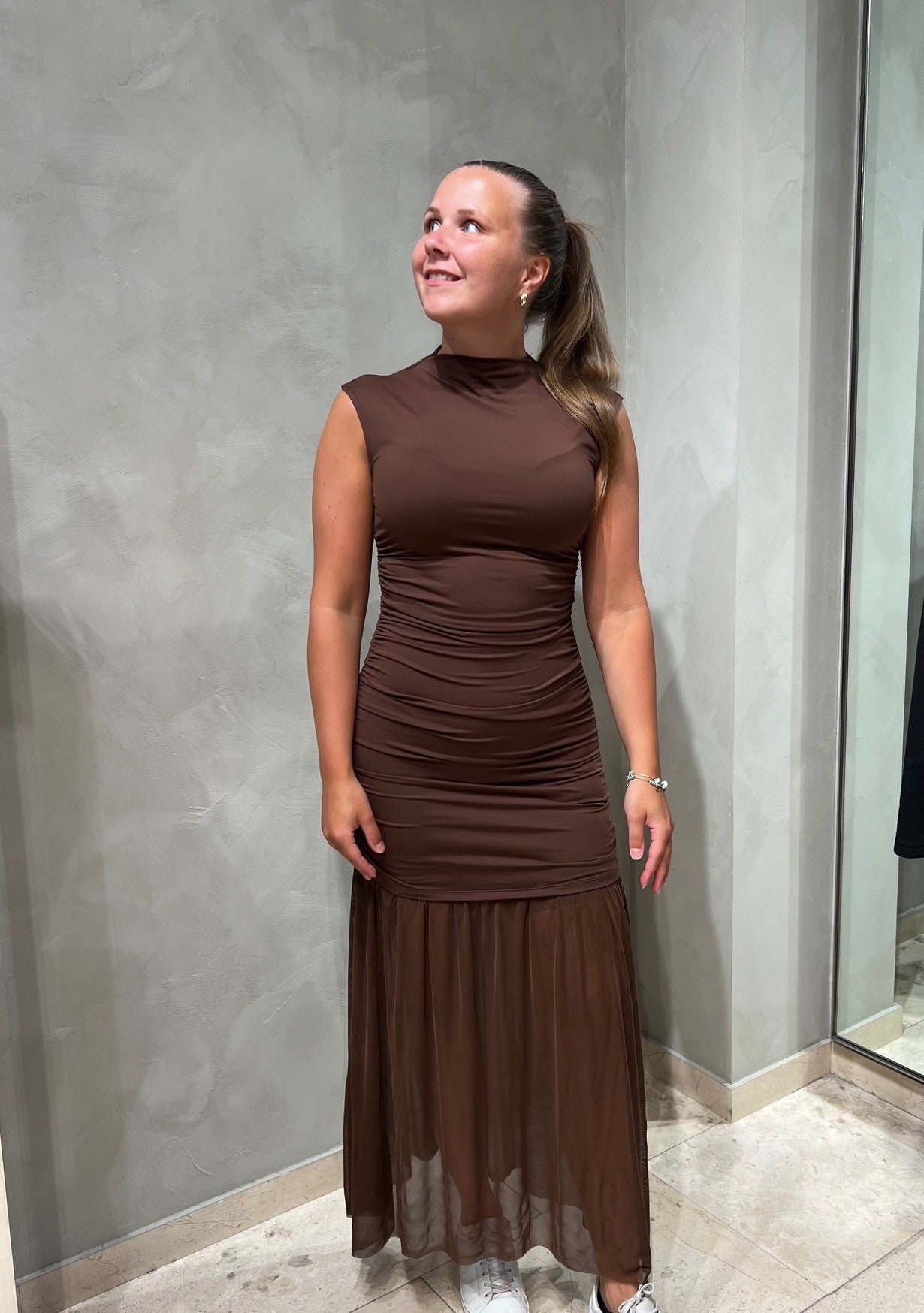 VIKENZA Long Dress - Shaved Chocolate